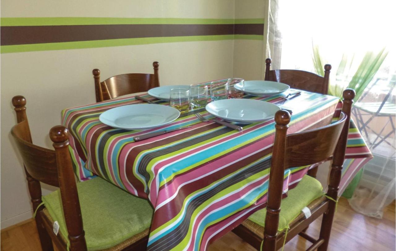 1 Bedroom Nice Apartment In Grandcamp Maisy ภายนอก รูปภาพ